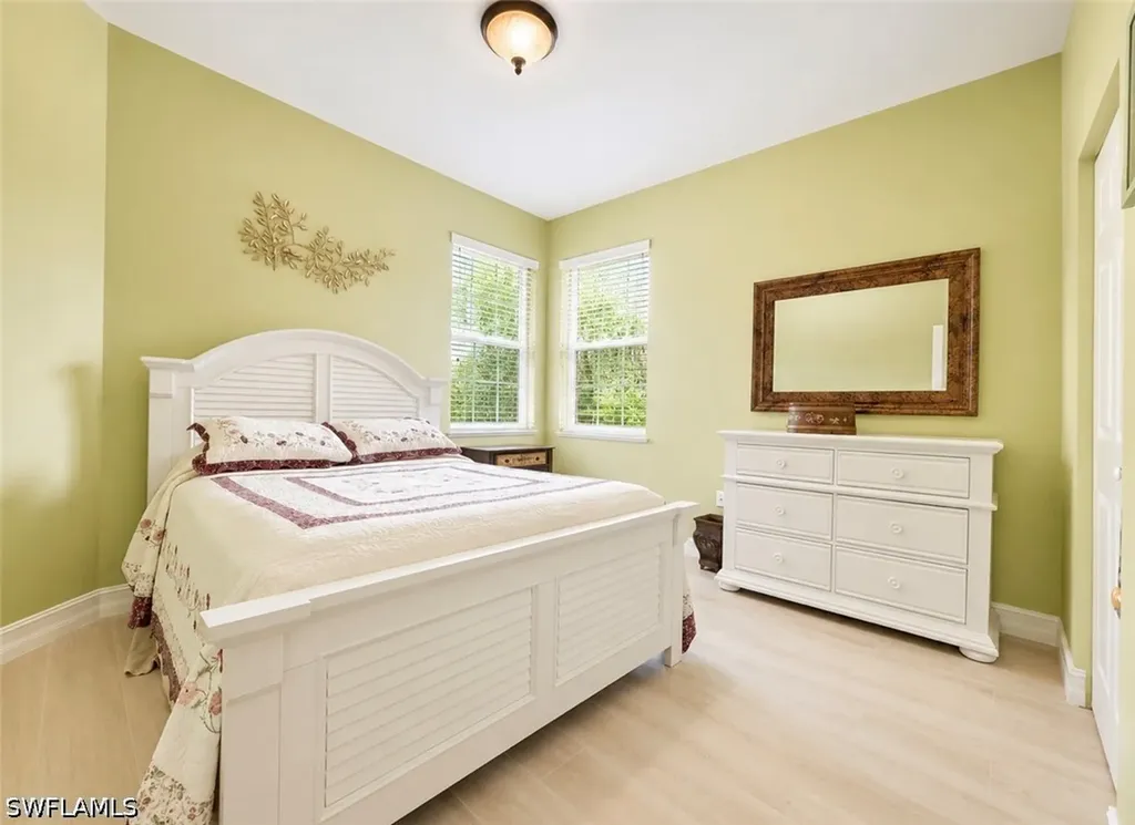 1277 Rialto Way Naples FL 34114