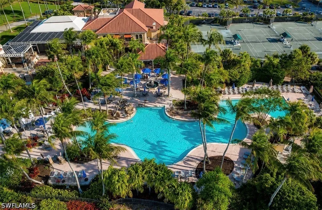 1277 Rialto Way Naples FL 34114