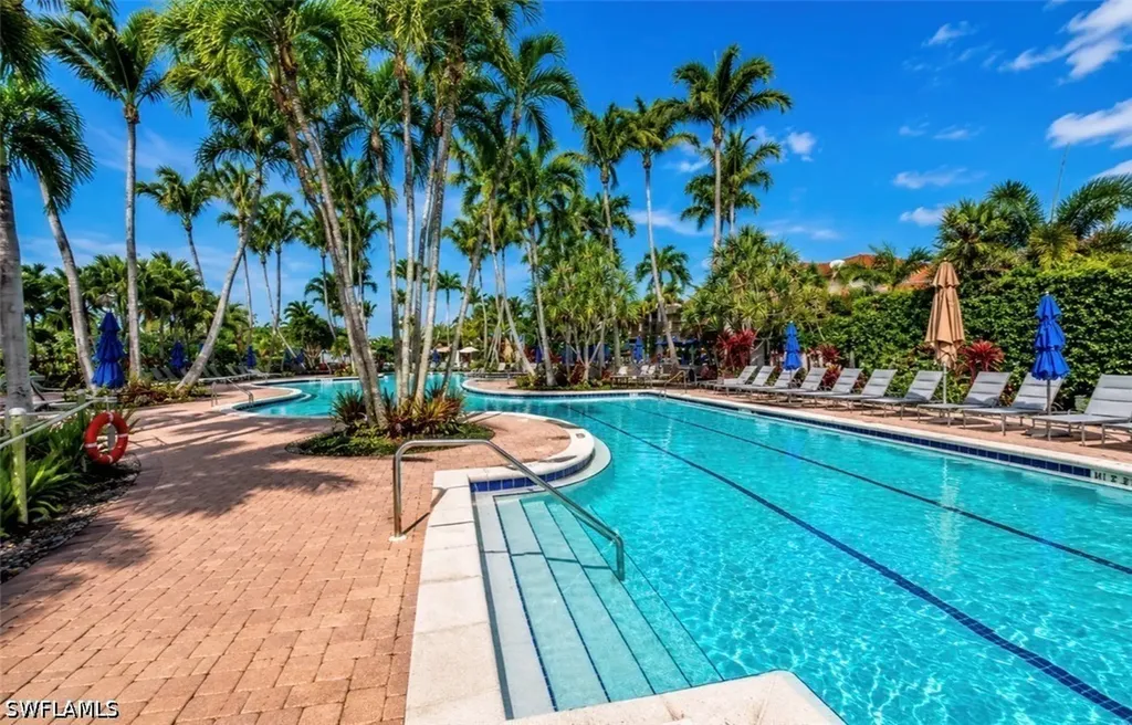 1277 Rialto Way Naples FL 34114