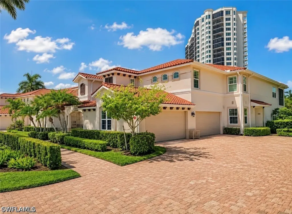 1277 Rialto Way Naples FL 34114