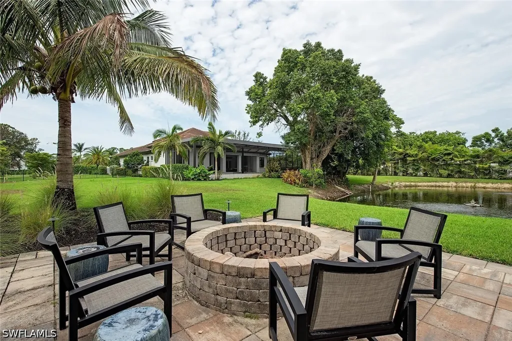179 Mahogany Drive Naples FL 34108