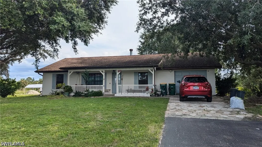 3810 24th Avenue NE Naples FL 34120