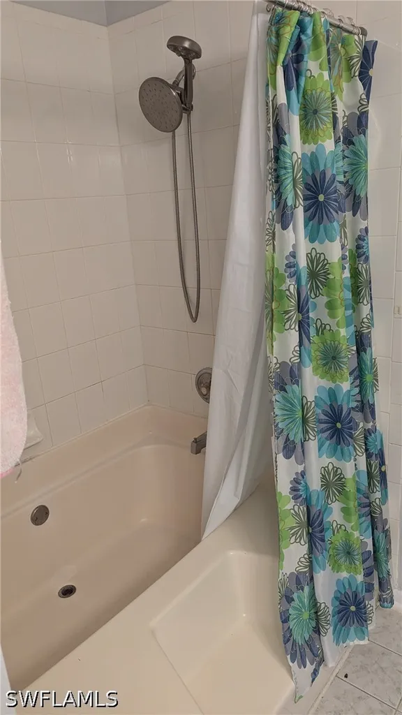 3810 24th Avenue NE Naples FL 34120