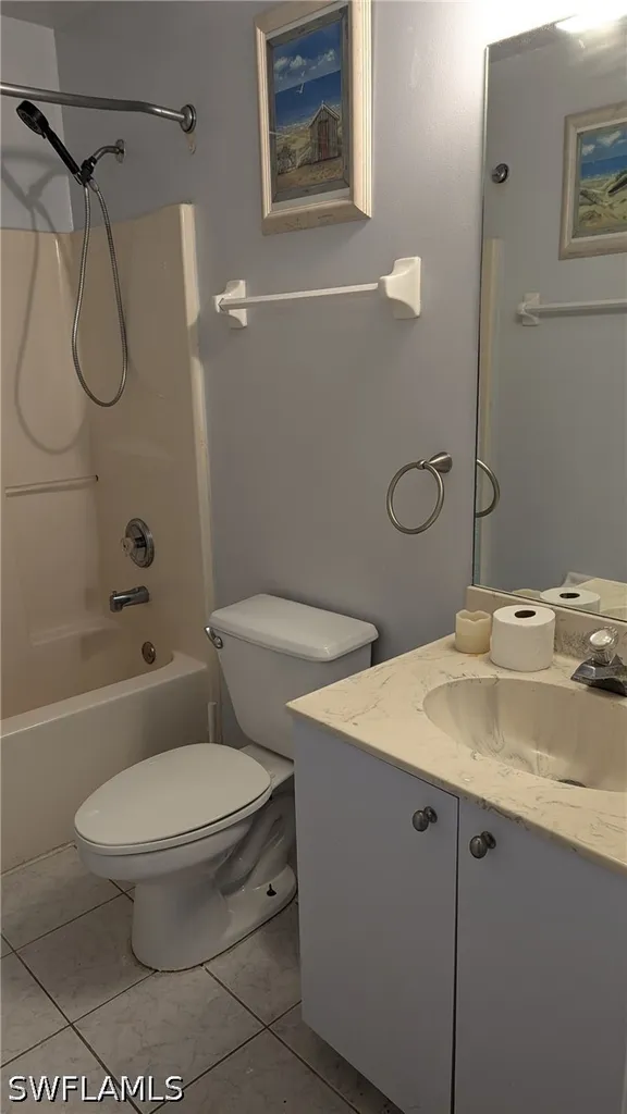 3810 24th Avenue NE Naples FL 34120