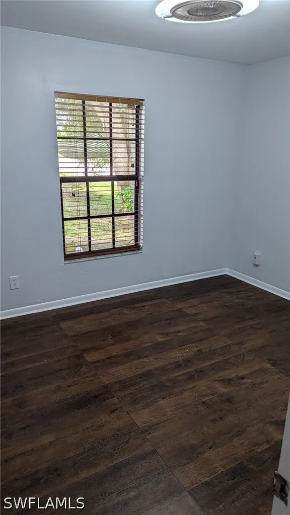3810 24th Avenue NE Naples FL 34120