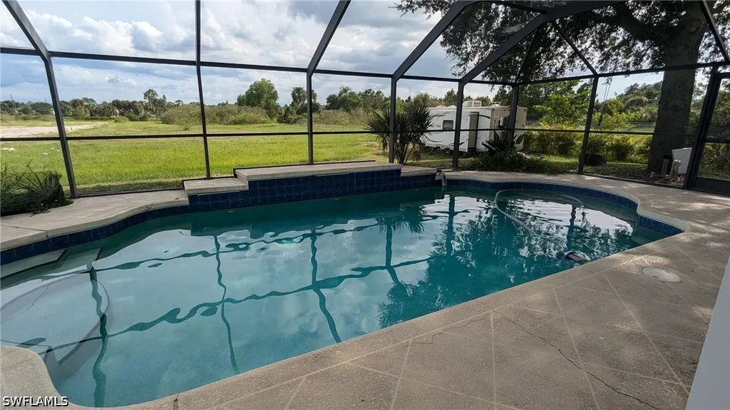 3810 24th Avenue NE Naples FL 34120