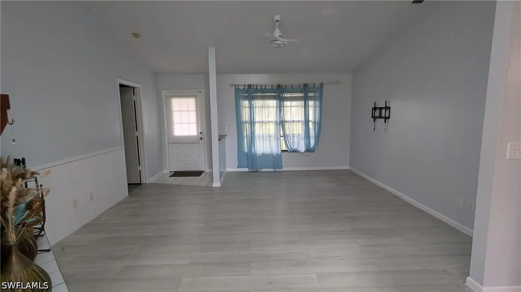 3810 24th Avenue NE Naples FL 34120