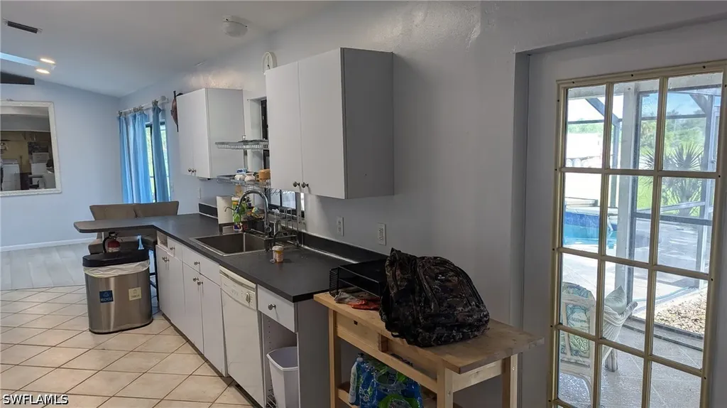 3810 24th Avenue NE Naples FL 34120