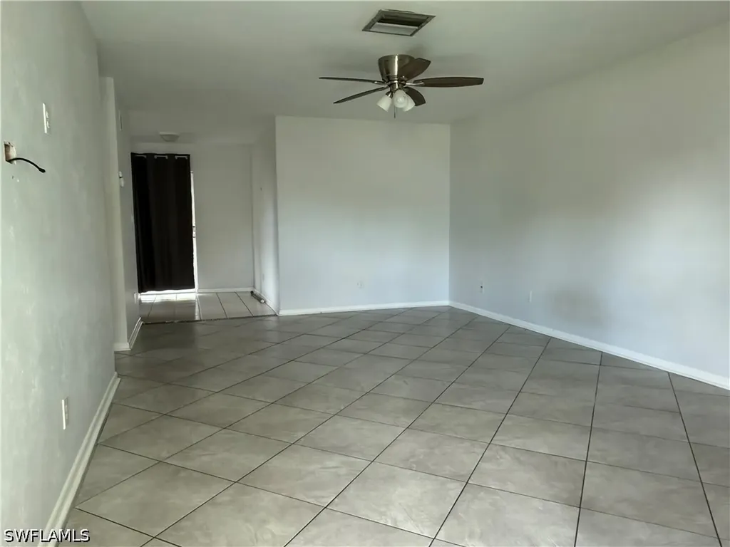 2521 SE 16th Place Cape Coral FL 33904