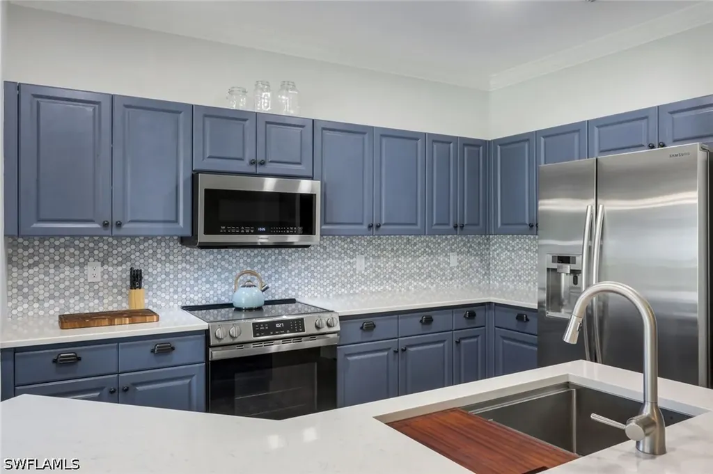 6355 Lexington Court Naples FL 34110