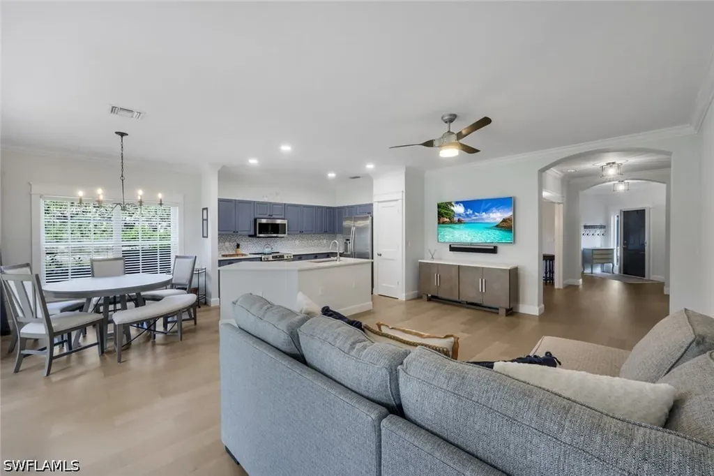 6355 Lexington Court Naples FL 34110