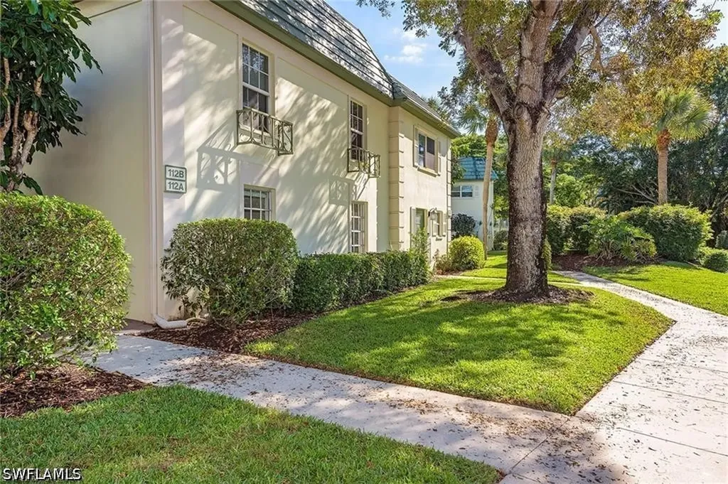 112 Bob O Link Way Naples FL 34105