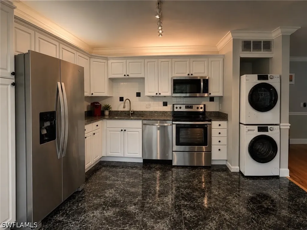 112 Bob O Link Way Naples FL 34105