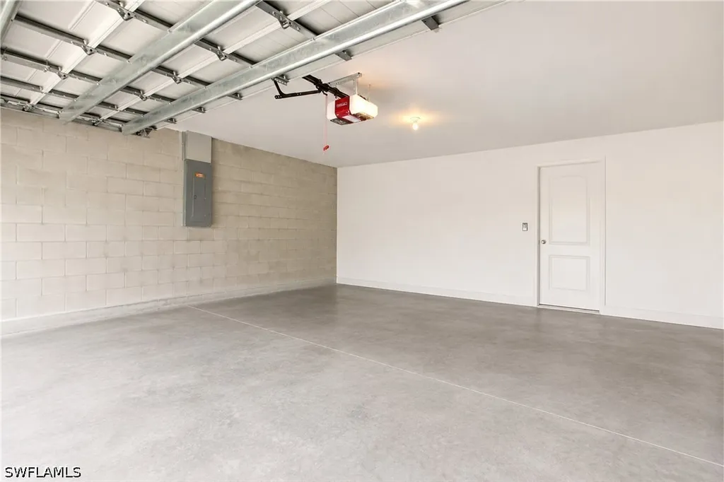 10365 Canal Brook Lane Lehigh Acres FL 33936