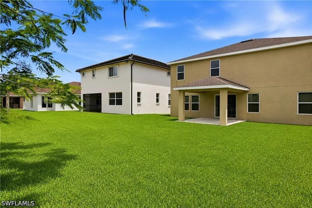 10365 Canal Brook Lane Lehigh Acres FL 33936