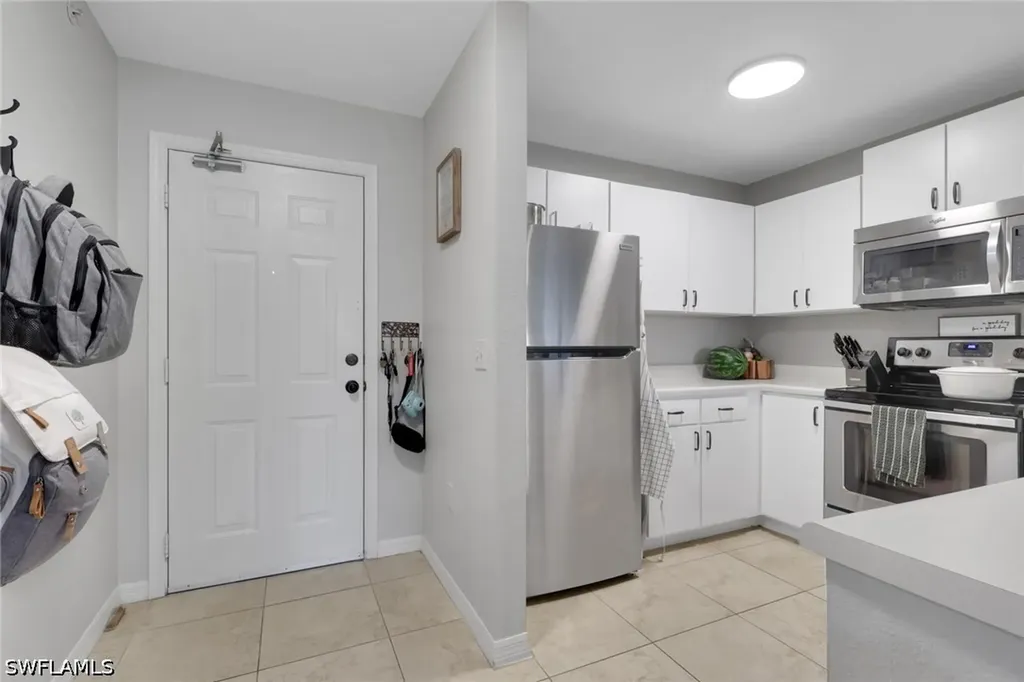 8304 Key Royal Circle Naples FL 34119