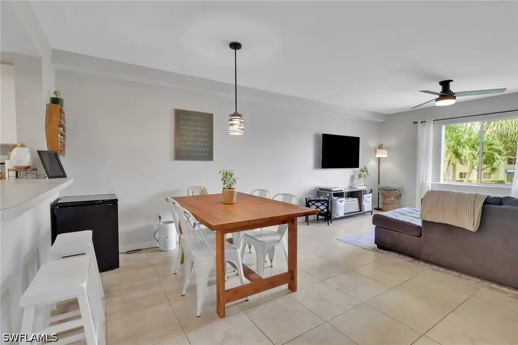 8304 Key Royal Circle Naples FL 34119