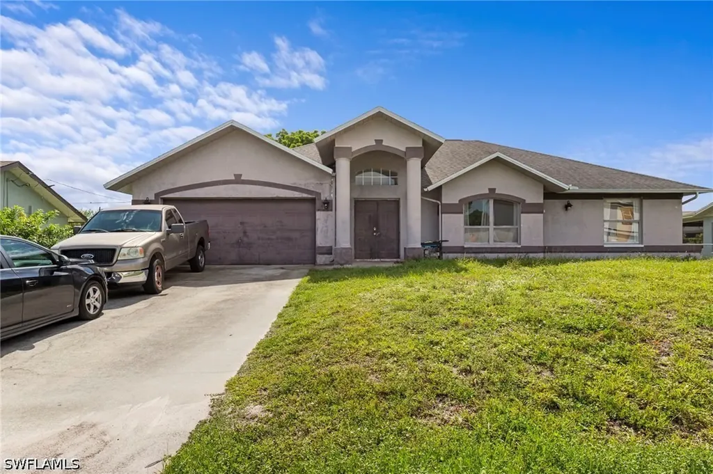 Cape Coral FL, 3001 SW 1st Place