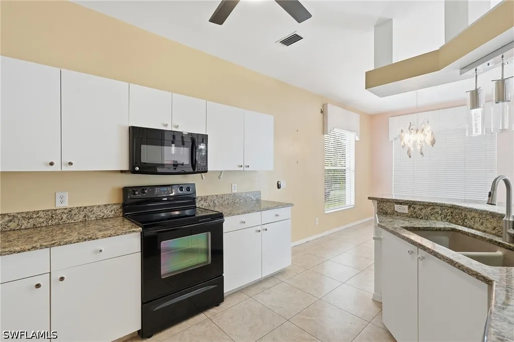 295 Stanhope Circle Naples FL 34104