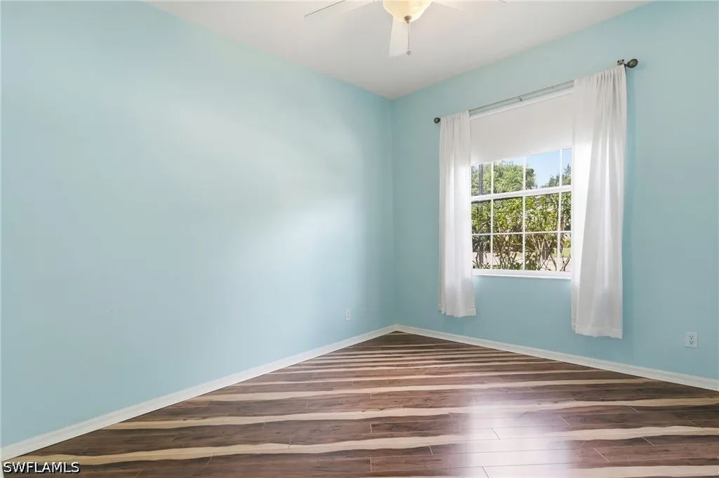 295 Stanhope Circle Naples FL 34104