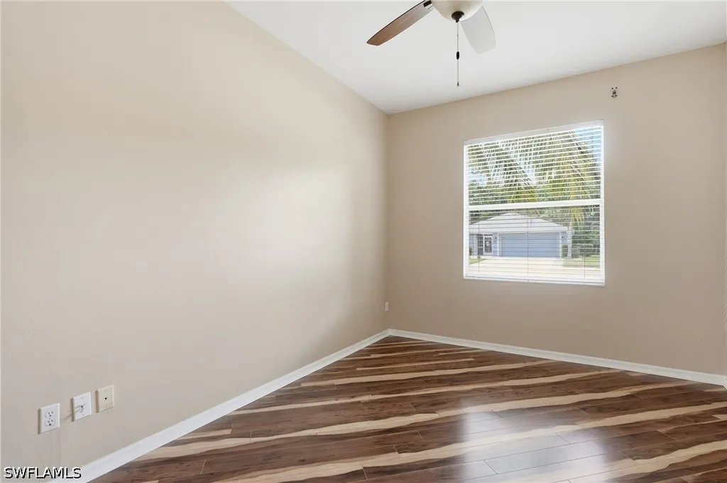 295 Stanhope Circle Naples FL 34104