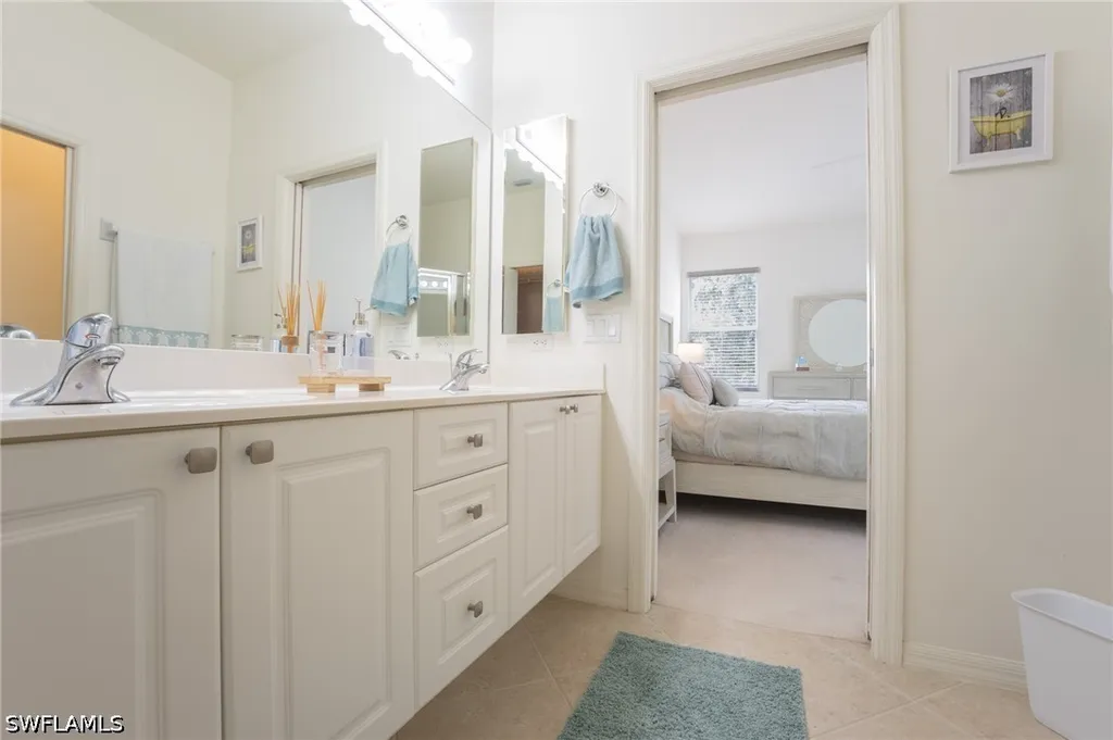1937 Crestview Way Naples FL 34119