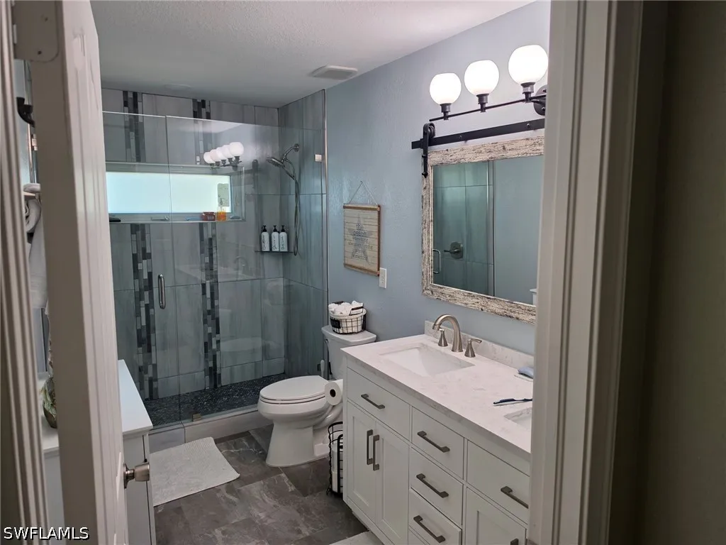 200 Diamond Circle Naples FL 34110