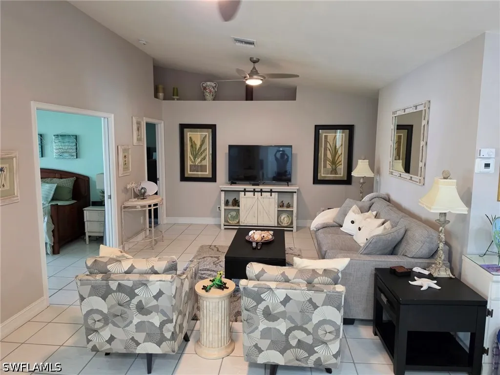200 Diamond Circle Naples FL 34110
