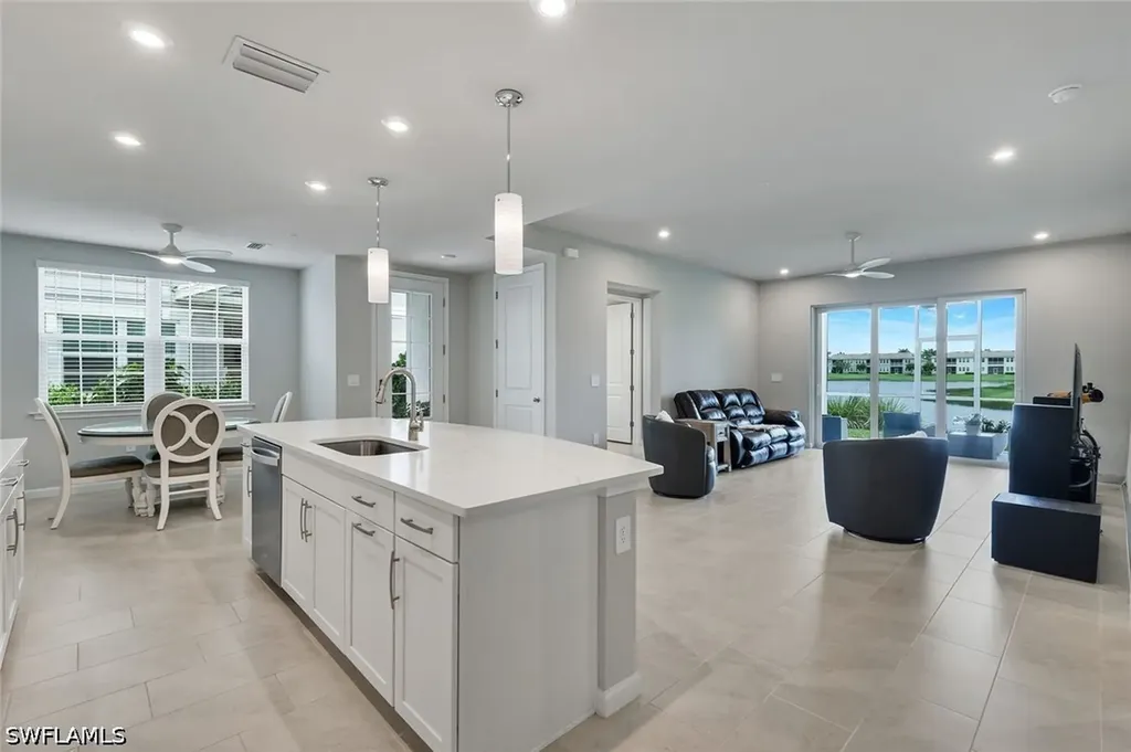 4563 Arboretum Circle Naples FL 34112