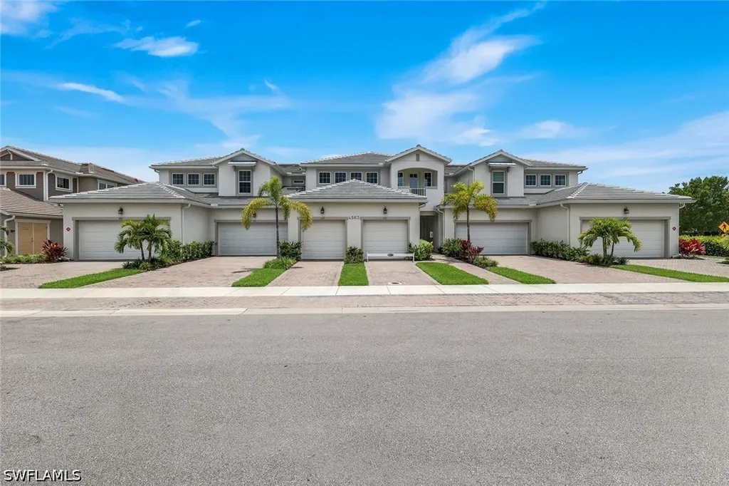 4563 Arboretum Circle Naples FL 34112