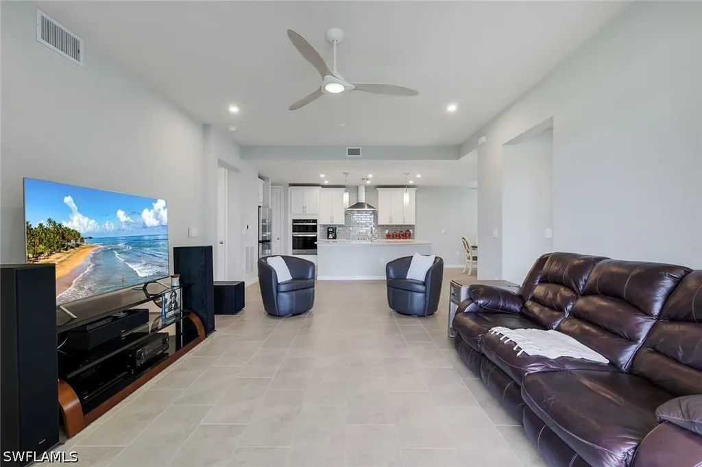 4563 Arboretum Circle Naples FL 34112