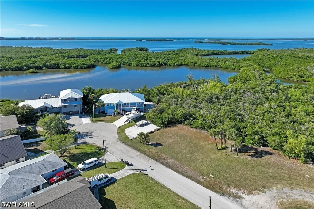 24519 Sailfish Street Bonita Springs FL 34134