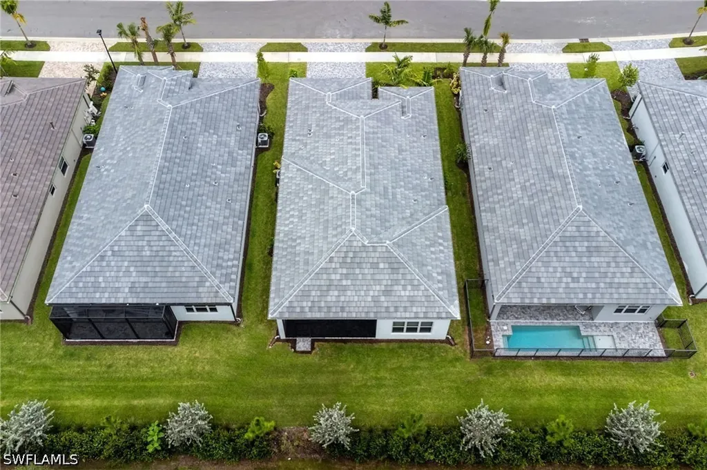 2436 Cambridge Way Naples FL 34112