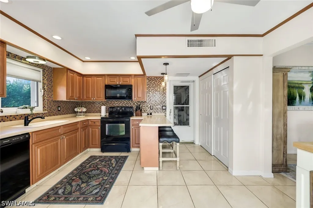 785 Willow Court Marco Island FL 34145