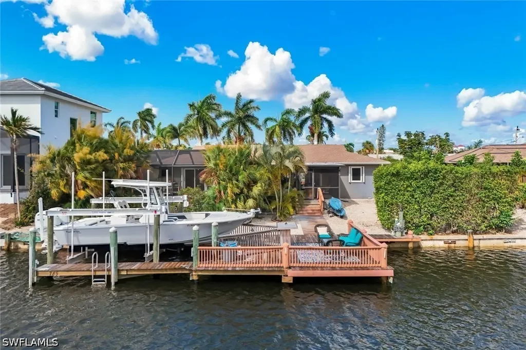 785 Willow Court Marco Island FL 34145