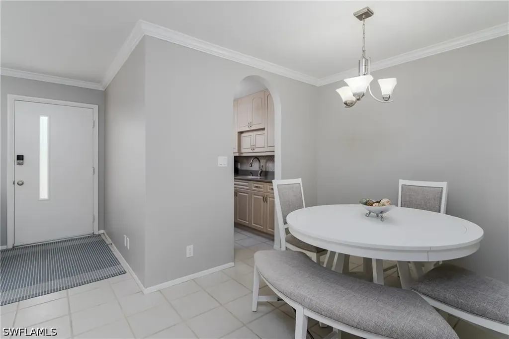 1100 Gulf Shore Boulevard N Naples FL 34102