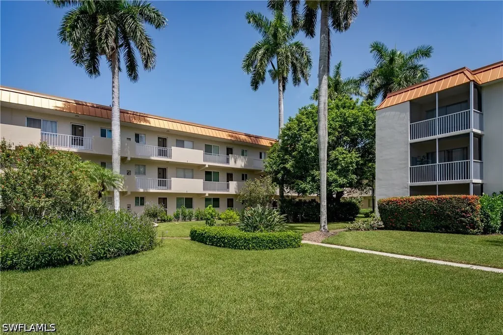1100 Gulf Shore Boulevard N Naples FL 34102