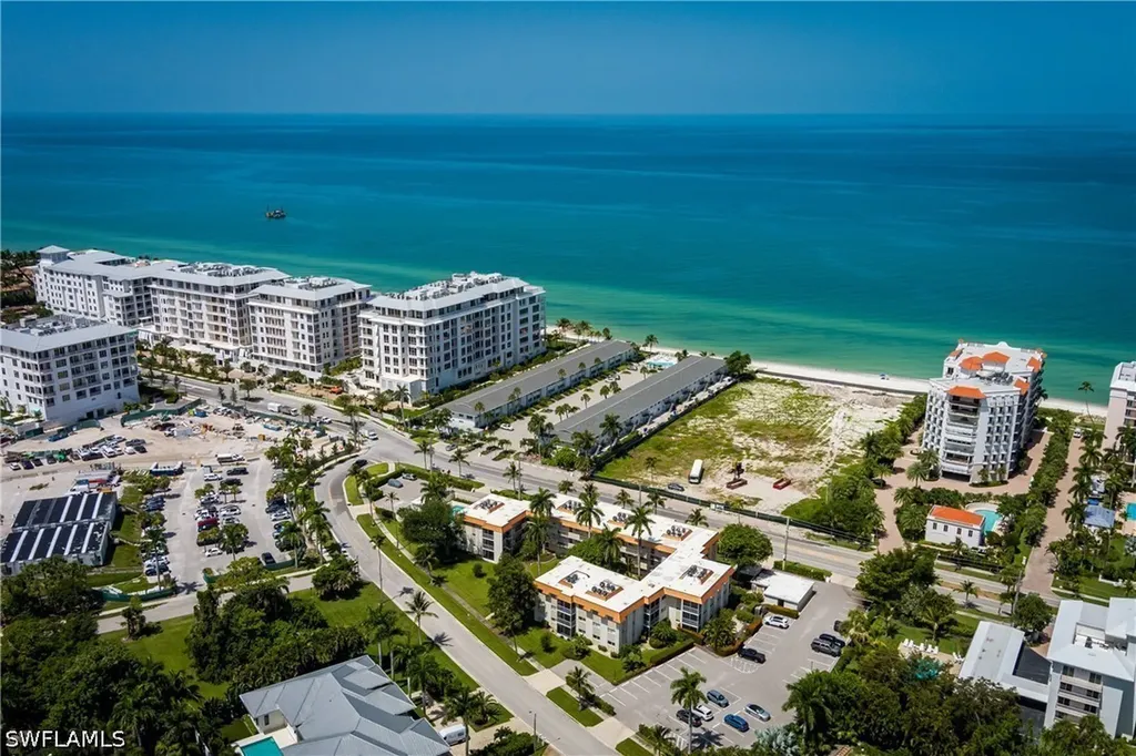 1100 Gulf Shore Boulevard N Naples FL 34102