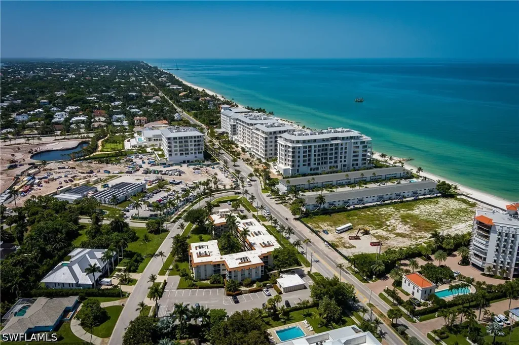 1100 Gulf Shore Boulevard N Naples FL 34102