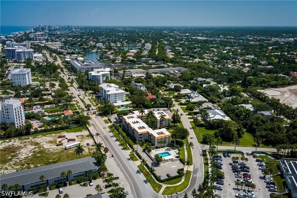 1100 Gulf Shore Boulevard N Naples FL 34102