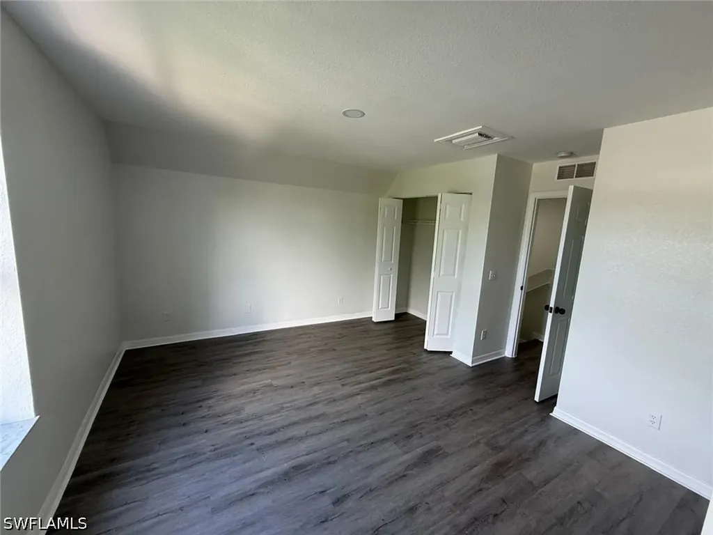 5248 Confederate Drive Naples FL 34113