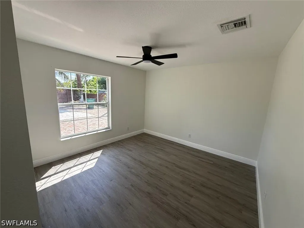 5248 Confederate Drive Naples FL 34113