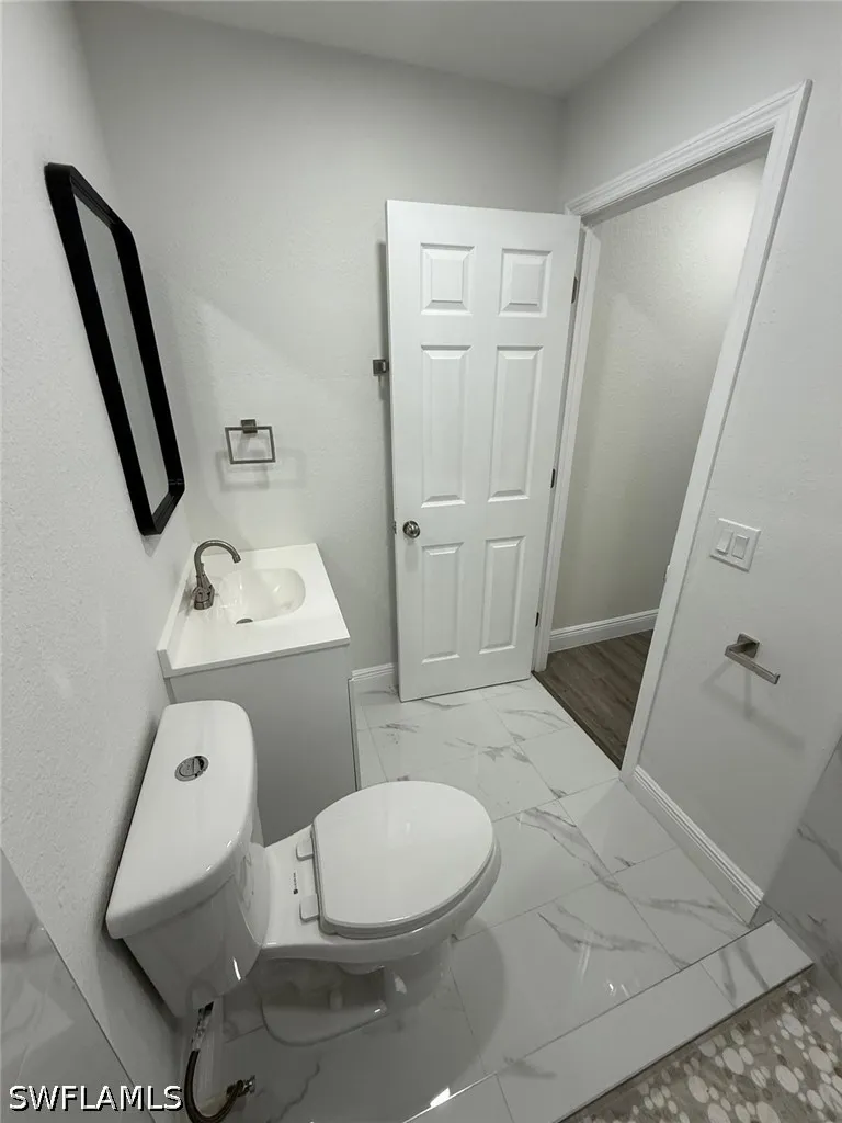 5248 Confederate Drive Naples FL 34113