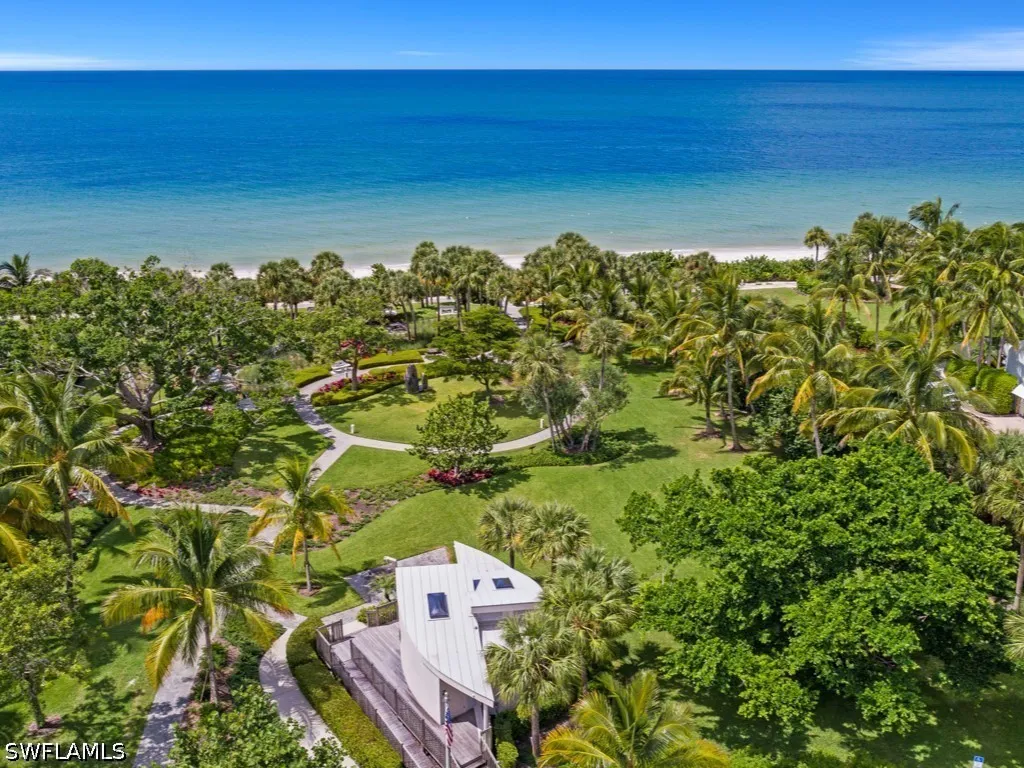 667 Park Shore Drive Naples FL 34103