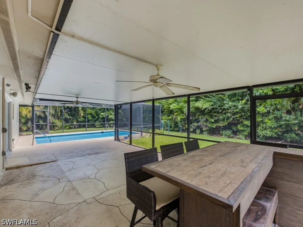 667 Park Shore Drive Naples FL 34103