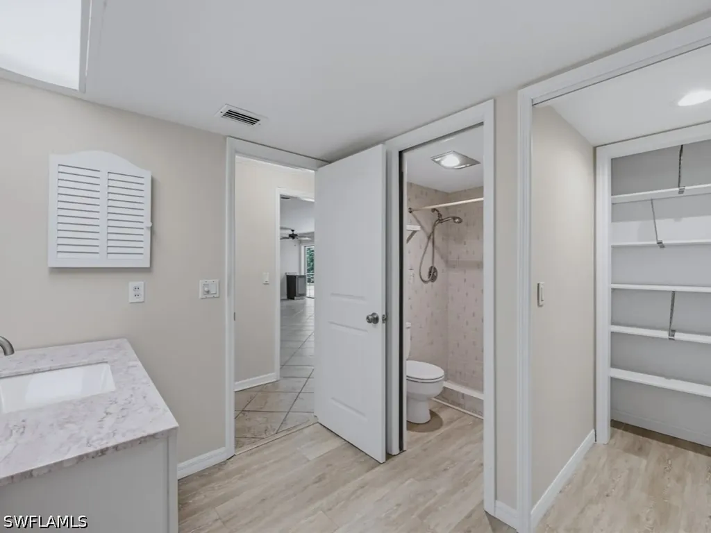667 Park Shore Drive Naples FL 34103