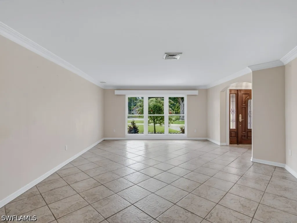 667 Park Shore Drive Naples FL 34103