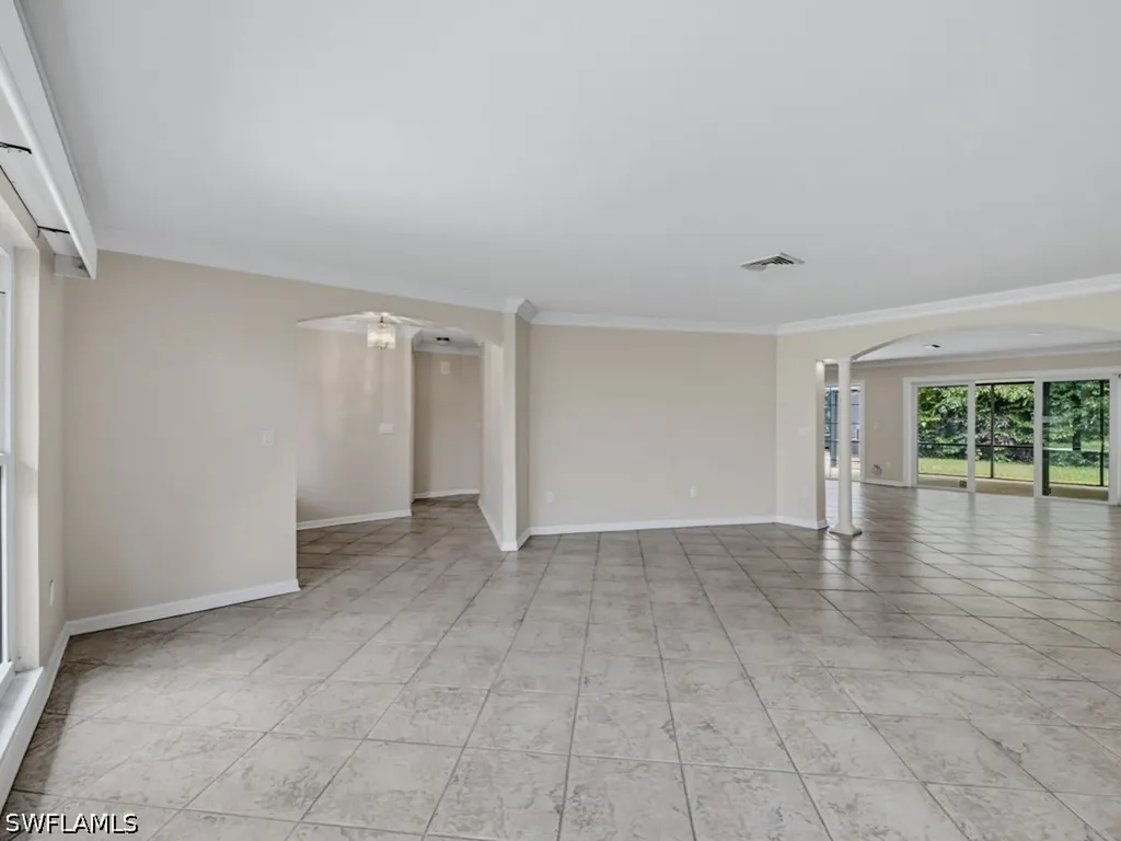 667 Park Shore Drive Naples FL 34103