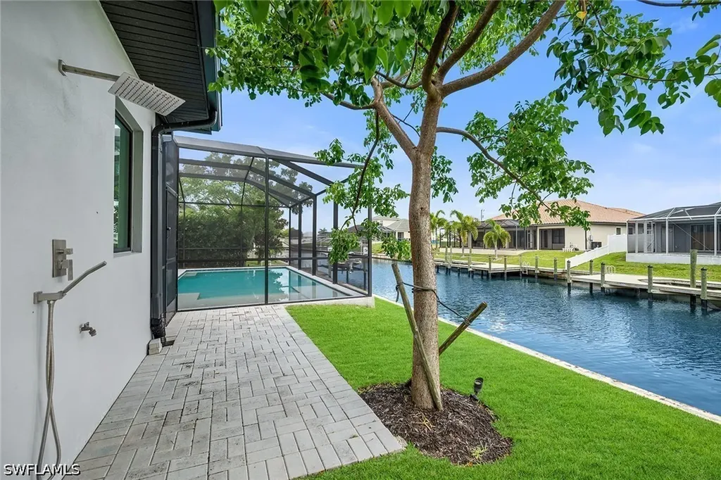 1905 SW 29th Terrace Cape Coral FL 33914