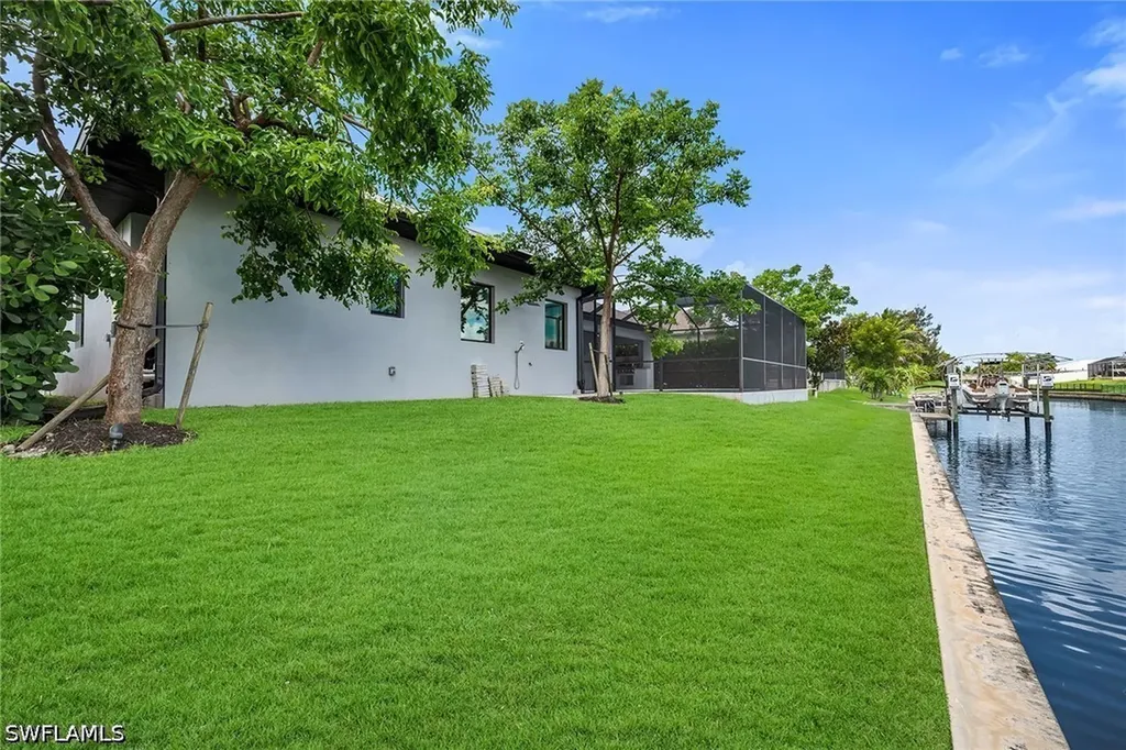 1905 SW 29th Terrace Cape Coral FL 33914